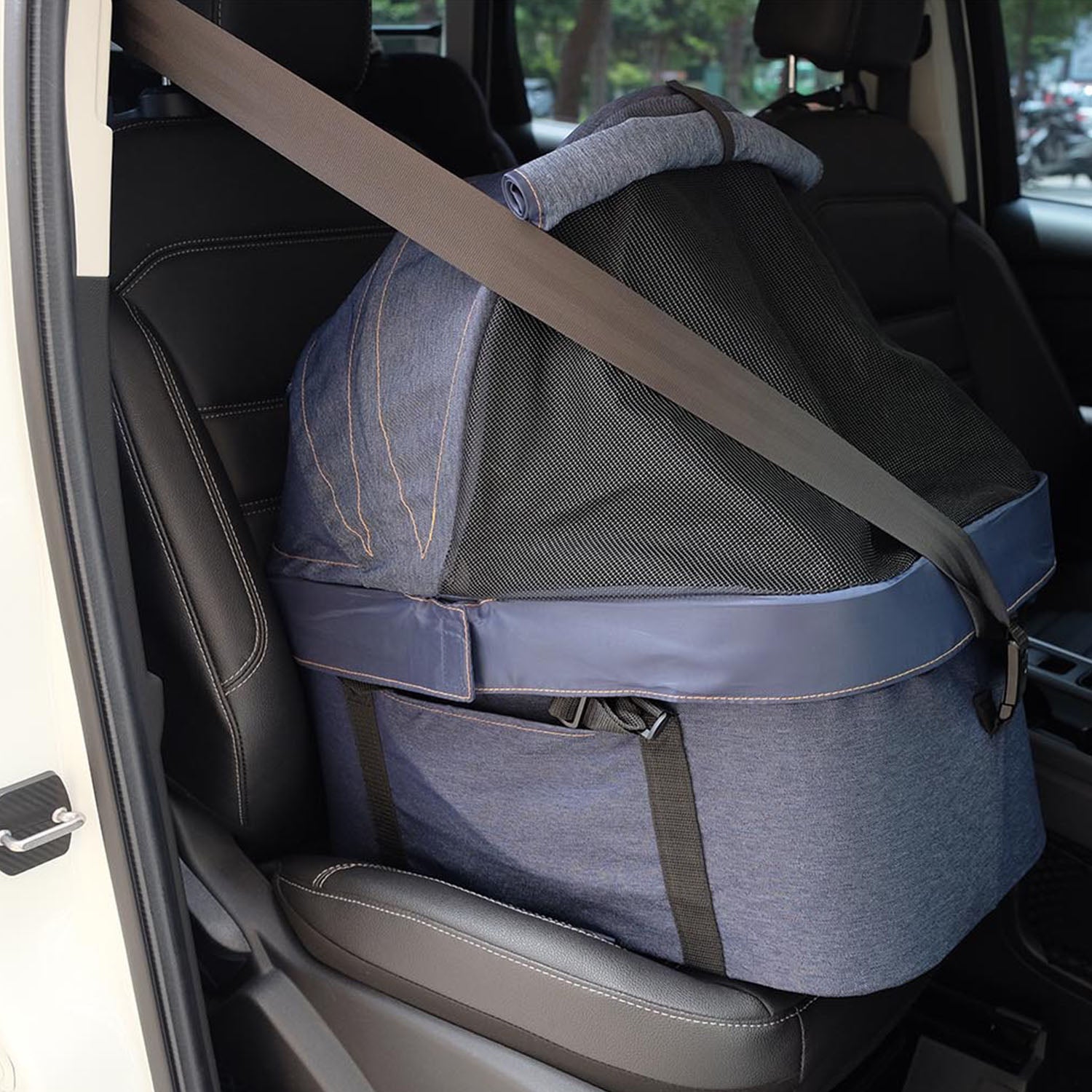 Ibiyaya Cleo Travel Stroller as Car Seat