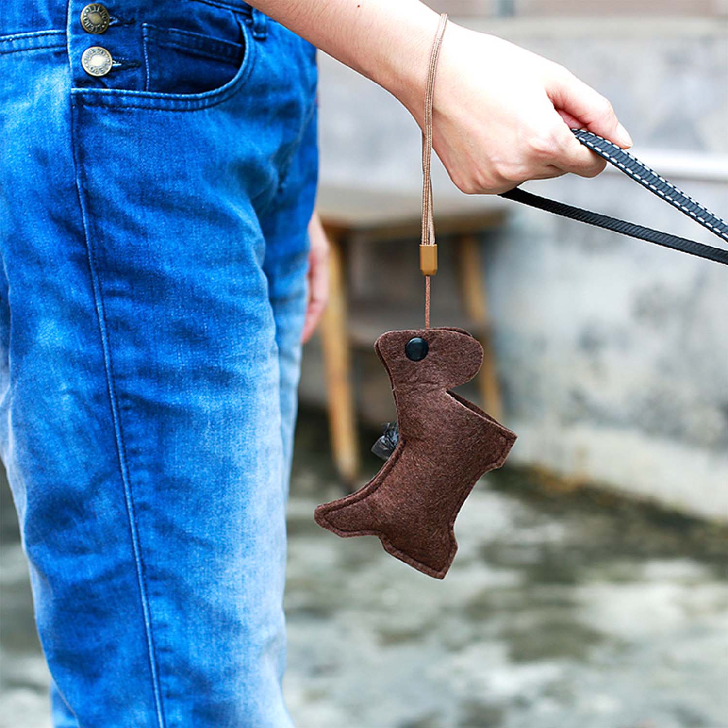 Doglemi Poop Bag Dispenser (Brown)