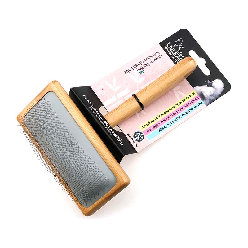 Unleash Bamboo Soft Slicker Brush